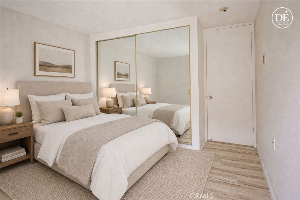 2276 Via Mariposa N Property Photo 24