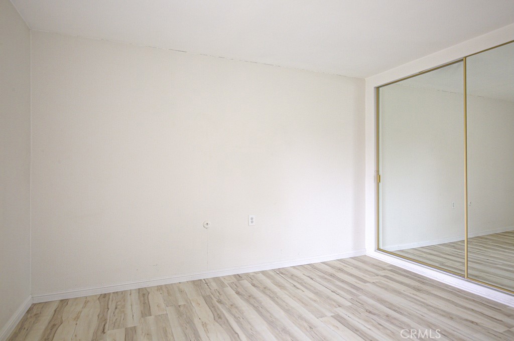 2276 Via Mariposa N Property Photo 25