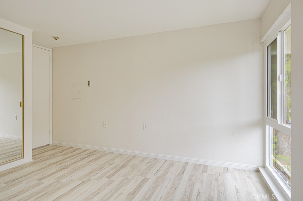 2276 Via Mariposa N Property Photo 26
