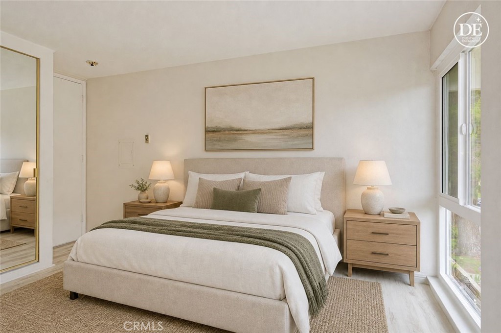 2276 Via Mariposa N Property Photo 27