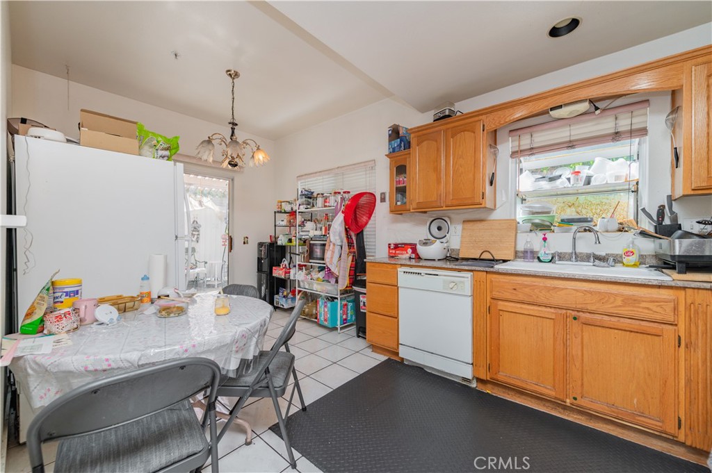 1316 E Palm Avenue A Property Photo 7