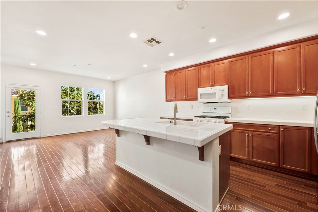 139 Pantheon 41 Property Photo 6