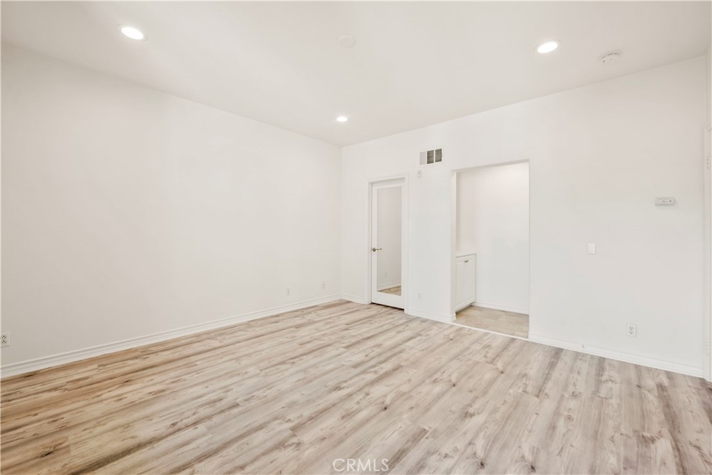 139 Pantheon 41 Property Photo 19