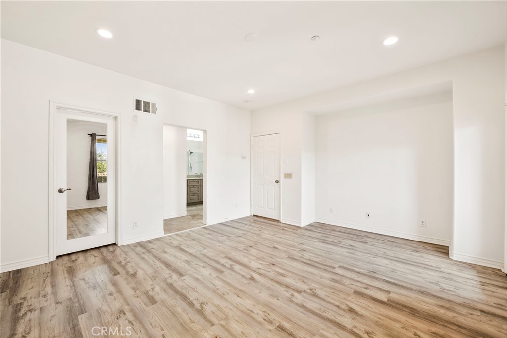 139 Pantheon 41 Property Photo 20
