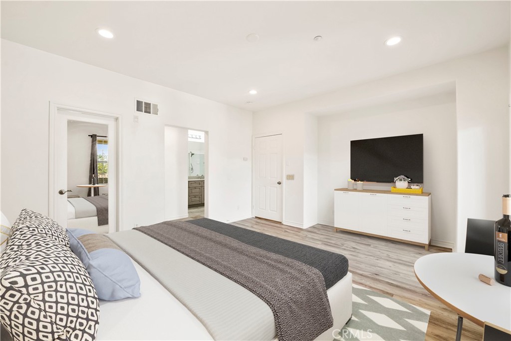 139 Pantheon 41 Property Photo 21