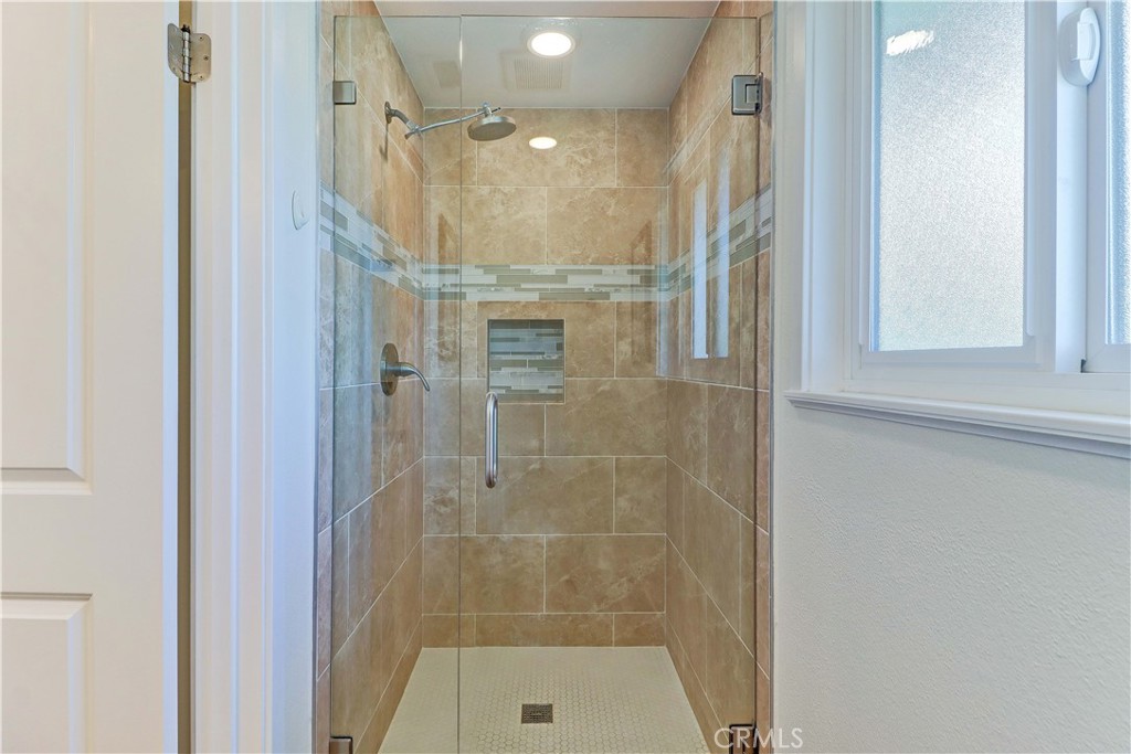 2285 Via Puerta Q Property Photo 29