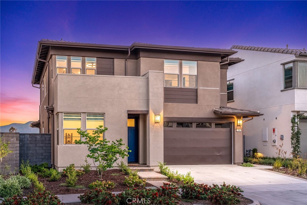 240 Autumn Way Property Photo 6