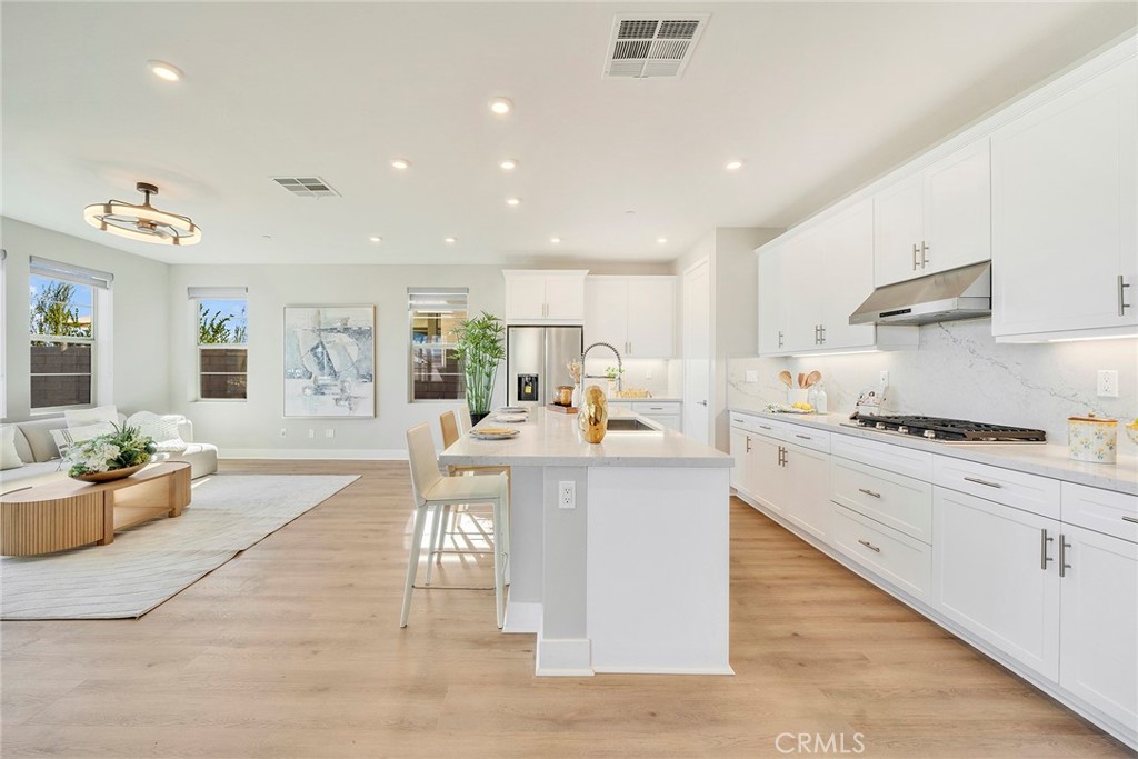 240 Autumn Way Property Photo 18