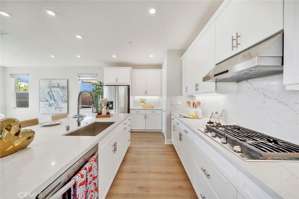 240 Autumn Way Property Photo 20