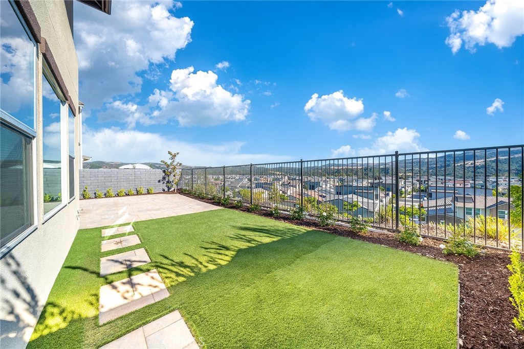240 Autumn Way Property Photo 60