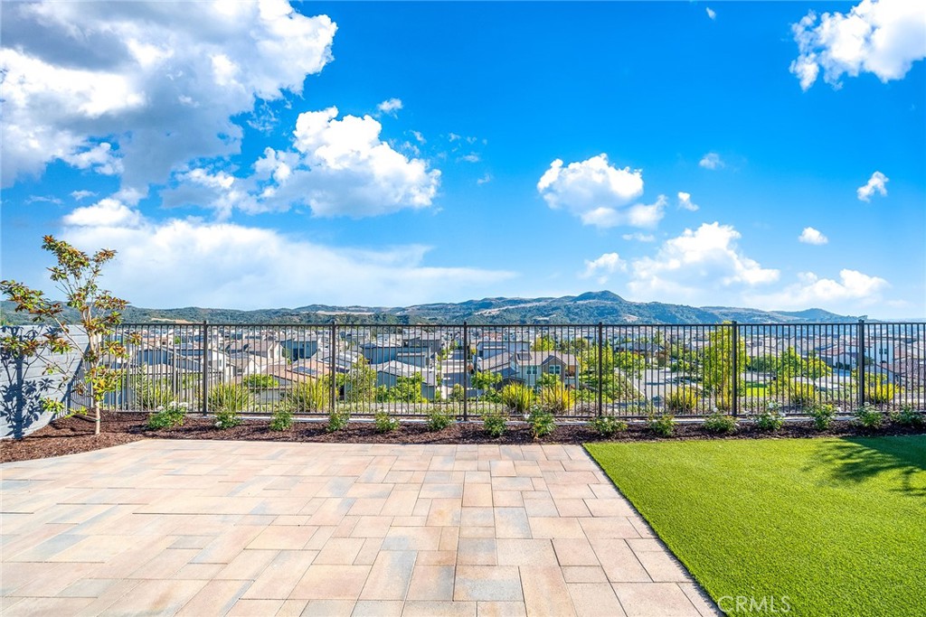 240 Autumn Way Property Photo 62