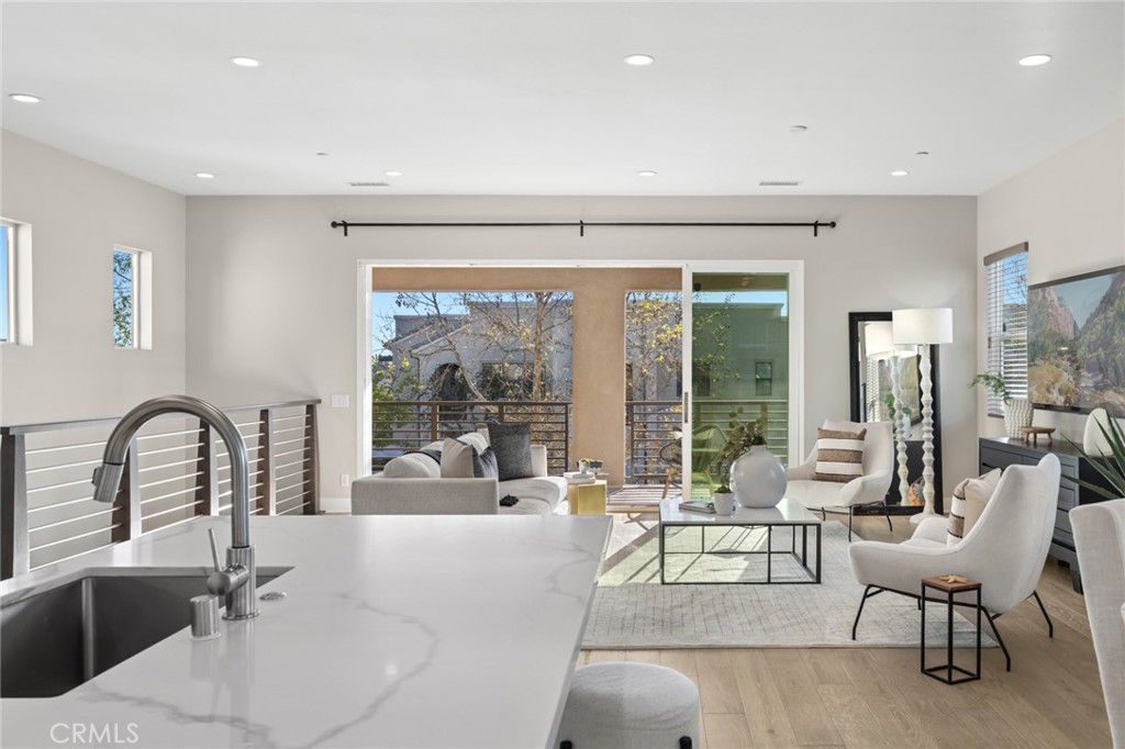 217 Cultivate Property Photo 15