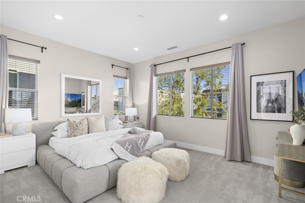 217 Cultivate Property Photo 18