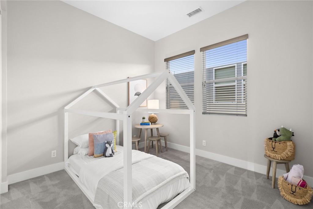 217 Cultivate Property Photo 25