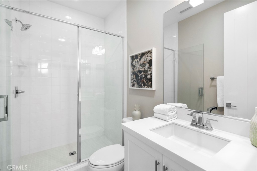 217 Cultivate Property Photo 26
