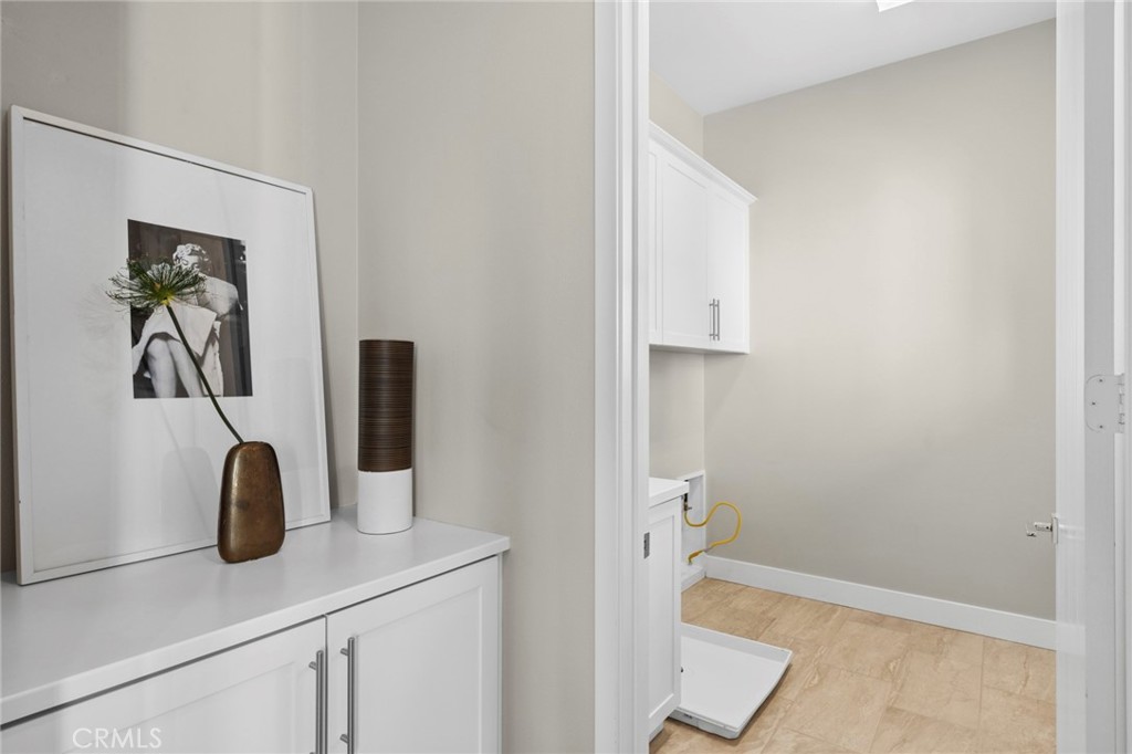 217 Cultivate Property Photo 27