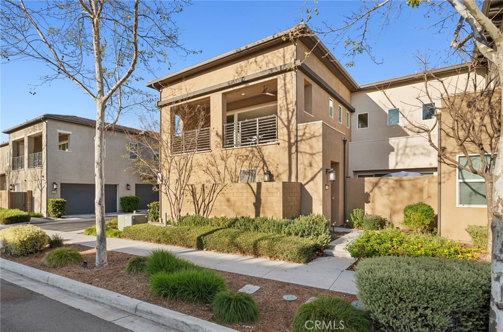 217 Cultivate Property Photo 30