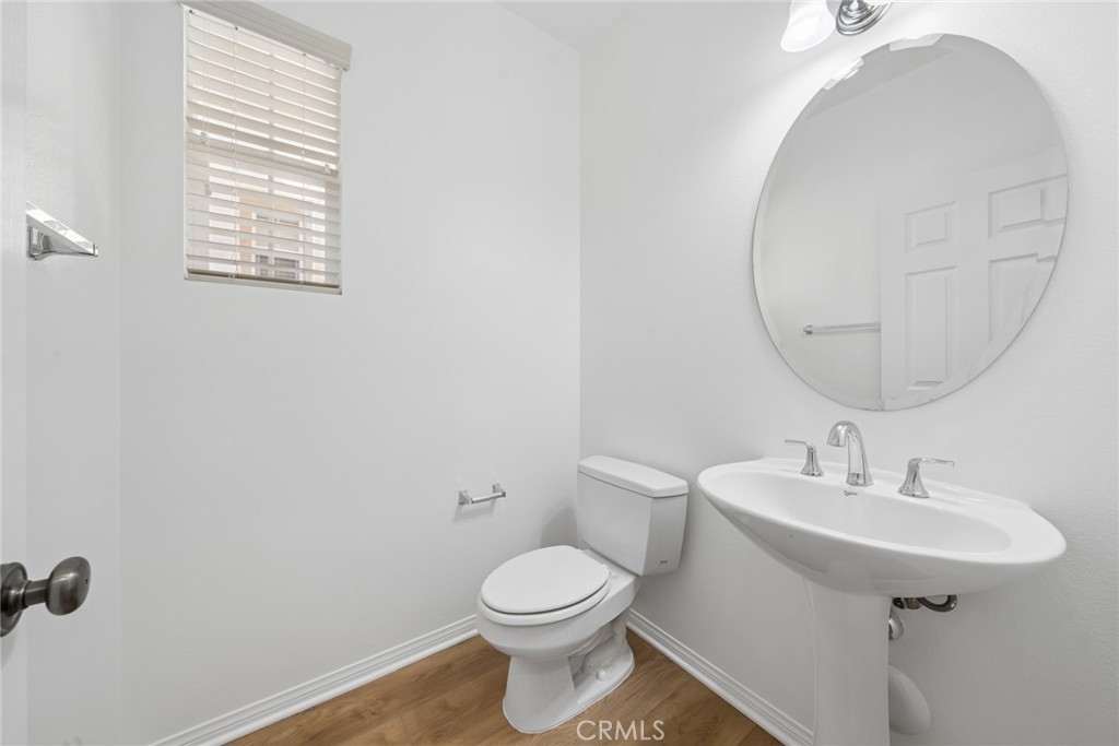 215 Dewdrop Property Photo 11