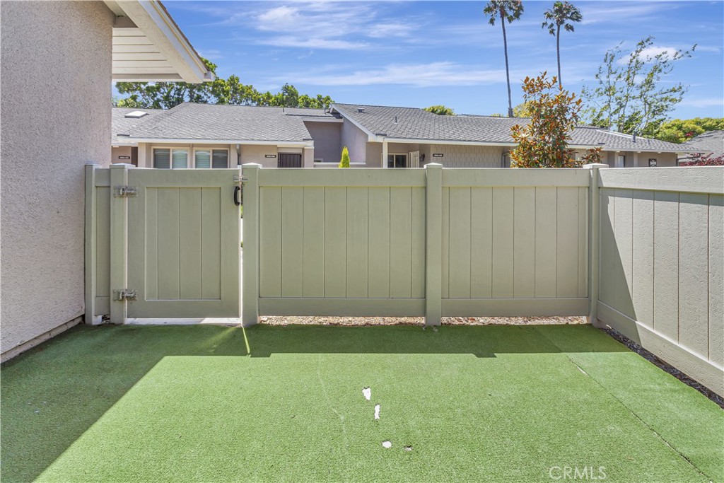 8566 Larkhall Circle 808-b Property Photo 14