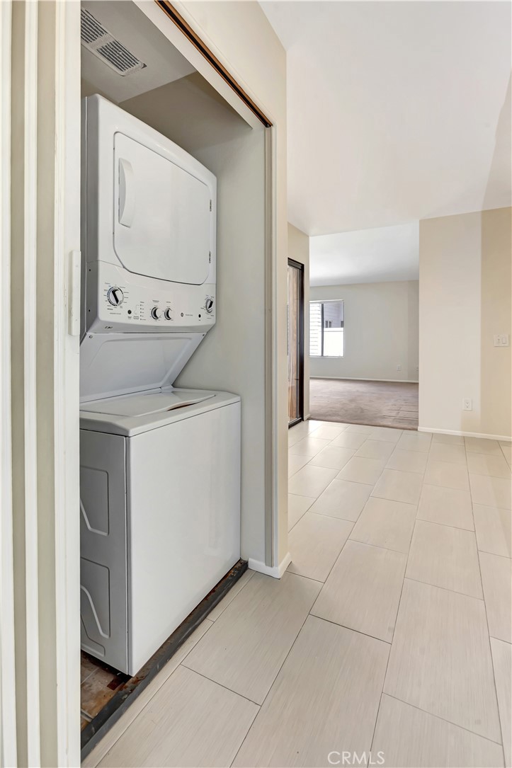 8566 Larkhall Circle 808-b Property Photo 16