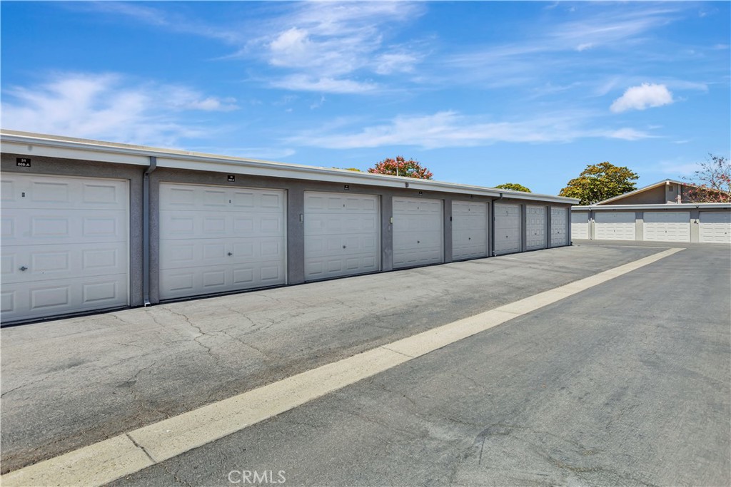 8566 Larkhall Circle 808-b Property Photo 17