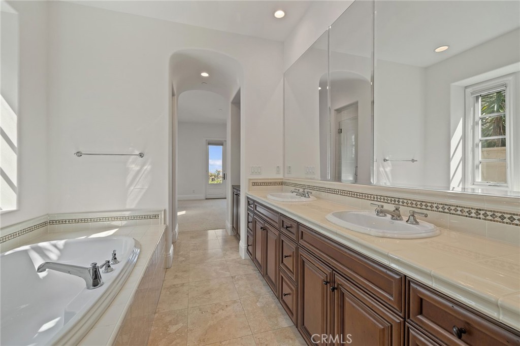 30 Surfspray Bluff Property Photo 17