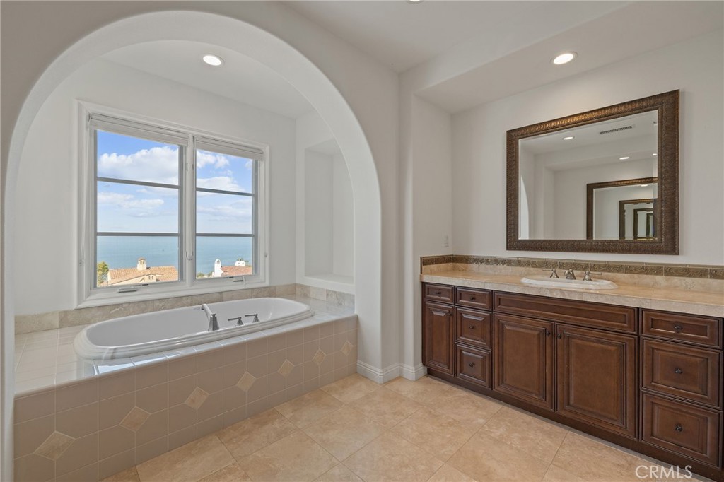 30 Surfspray Bluff Property Photo 22