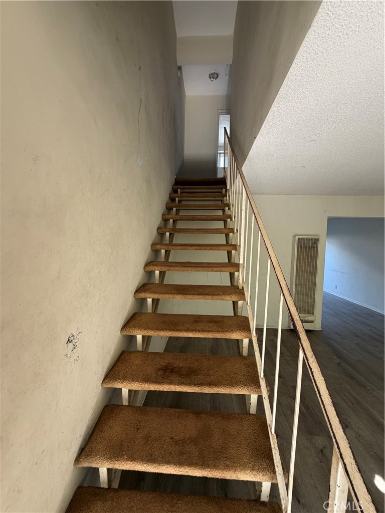 681 Victoria Property Photo 25