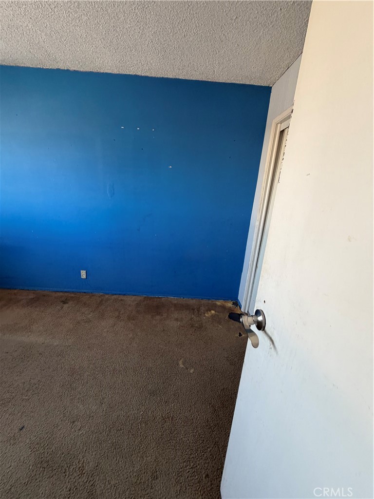 681 Victoria Property Photo 27