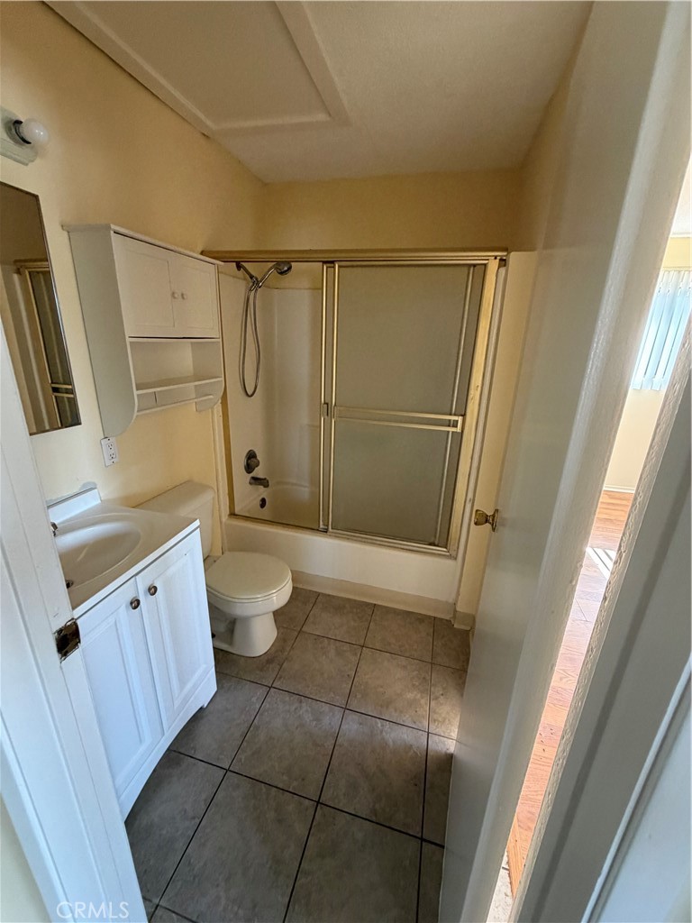 681 Victoria Property Photo 39