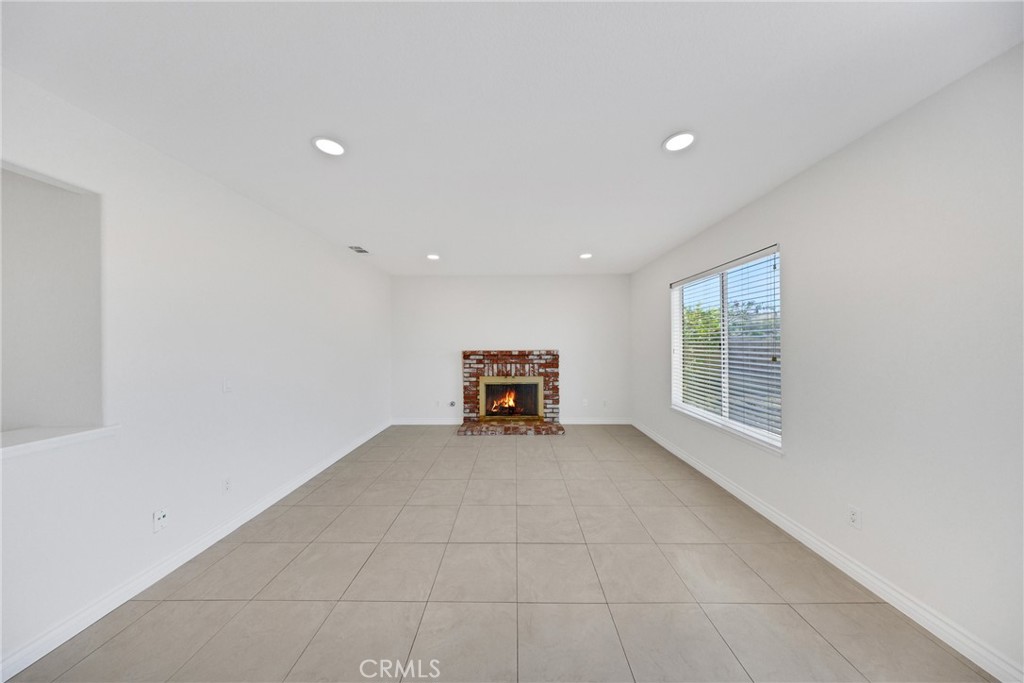 550 Bruin Property Photo 25