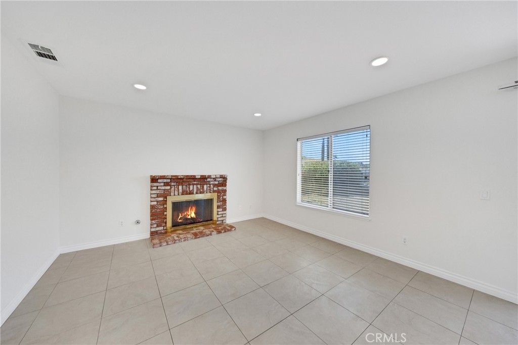550 Bruin Property Photo 27