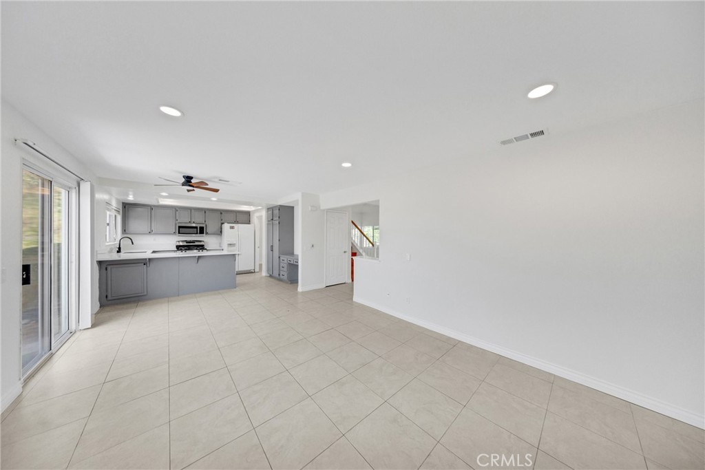 550 Bruin Property Photo 31