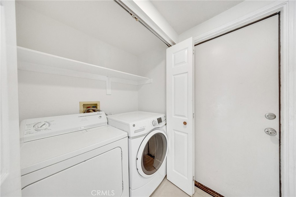 550 Bruin Property Photo 34