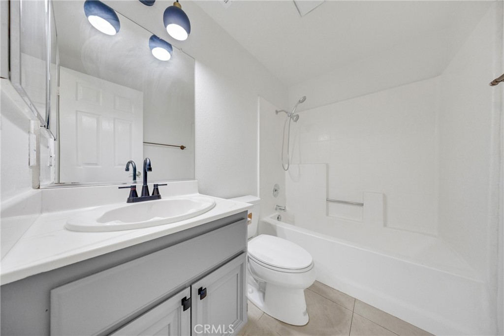 550 Bruin Property Photo 35