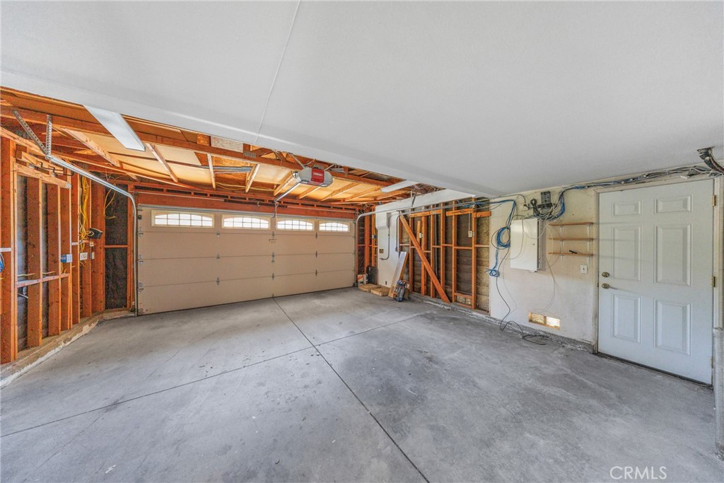 550 Bruin Property Photo 53