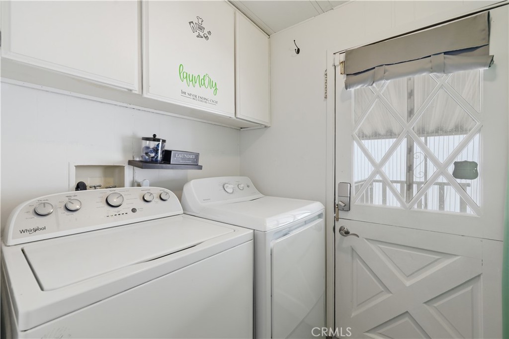 80 Huntington 516 Property Photo 8