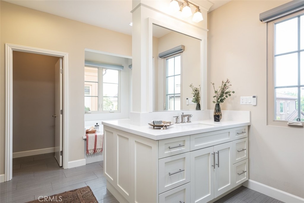 77 Chianti Property Photo 17