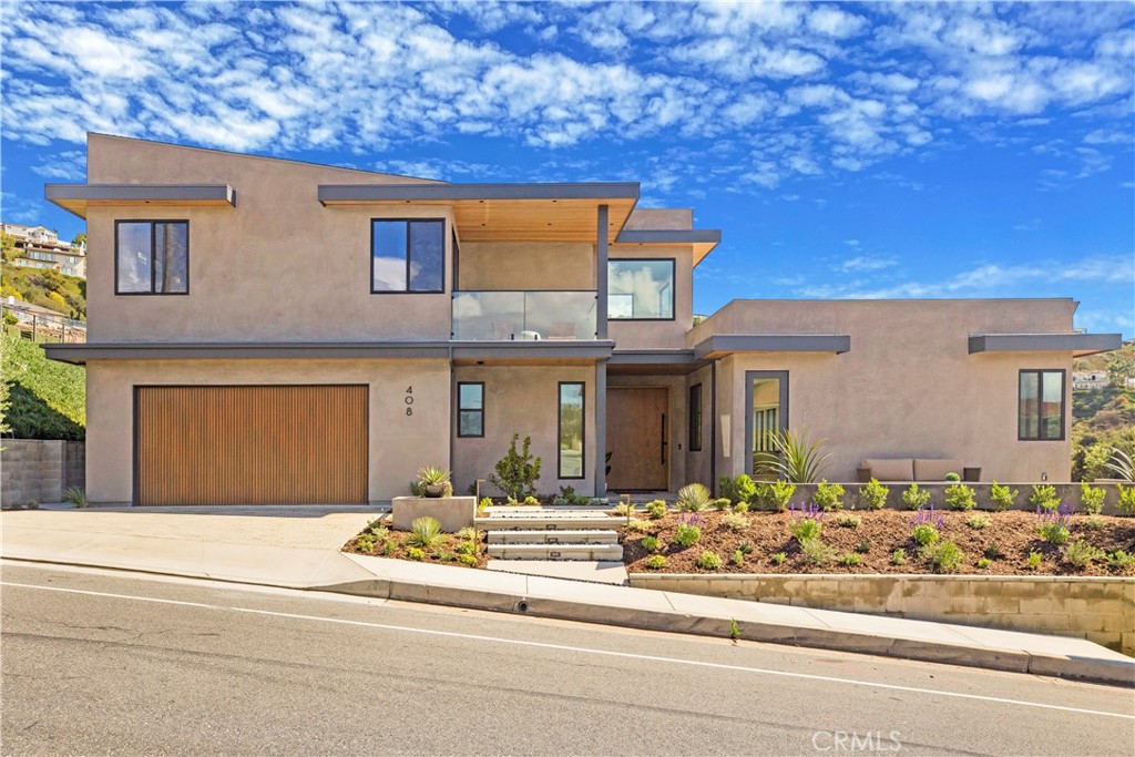 408 Avenida Presidio Property Photo 1
