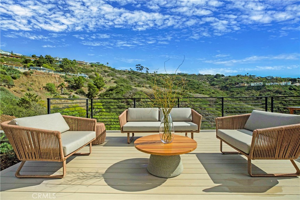 408 Avenida Presidio Property Photo 32