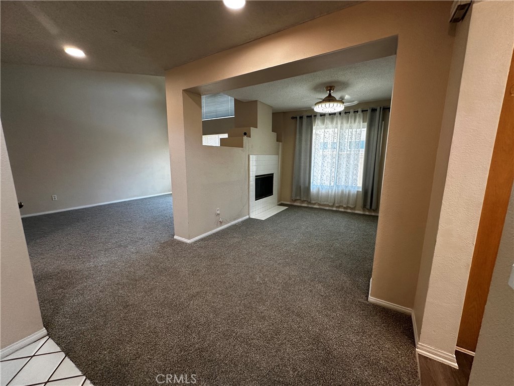 3121 E Genoa K Property Photo 9