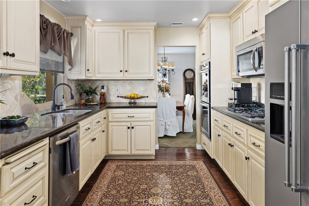 609 Willowbrook Property Photo 15
