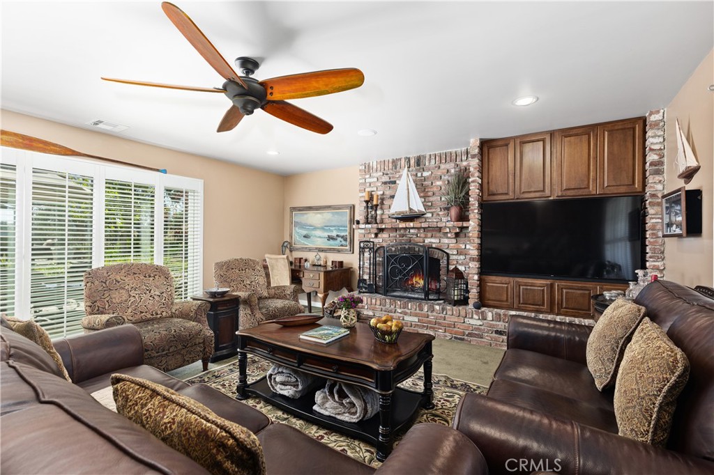 609 Willowbrook Property Photo 19