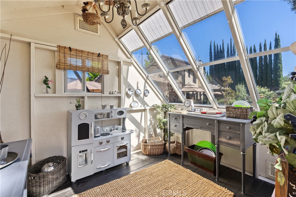 609 Willowbrook Property Photo 43