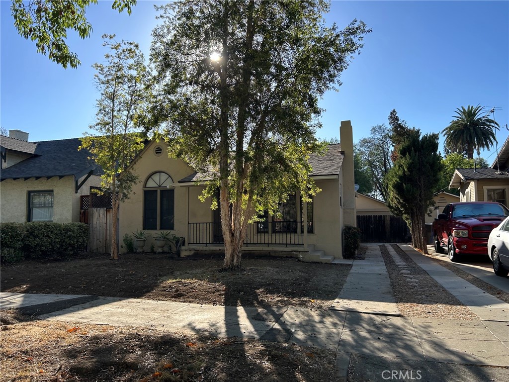 3045 Cedar Property Photo 1