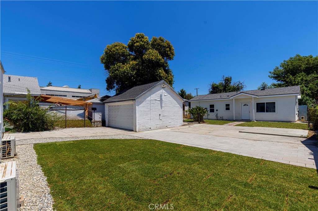 6028 Mcnees Ave Property Photo 19