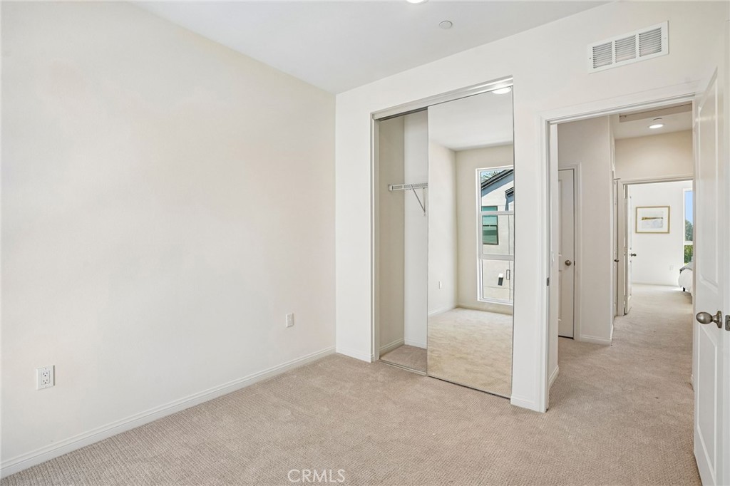 5876 Linden Ave Avenue 9 Property Photo 19