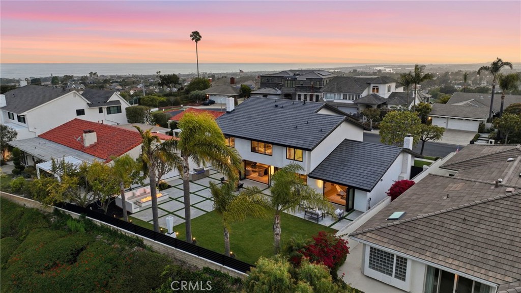 6 Monterey Property Photo 2
