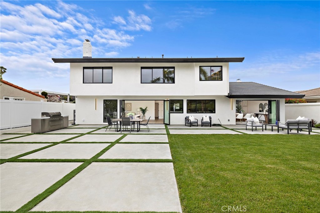 6 Monterey Property Photo 22