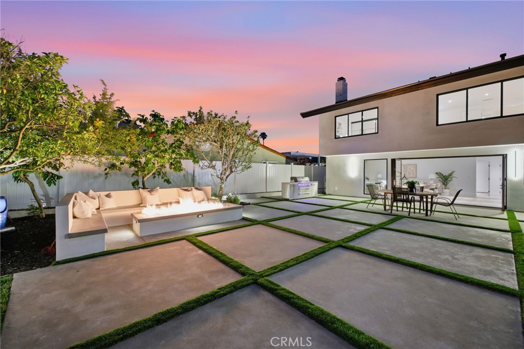 6 Monterey Property Photo 30